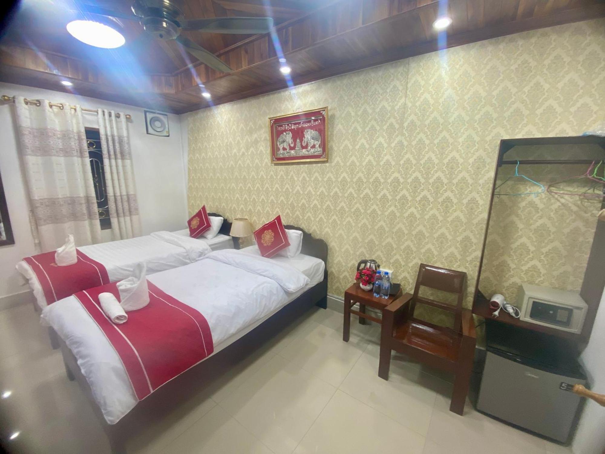 Luangprabang Villa Suan Keo Two Exterior photo
